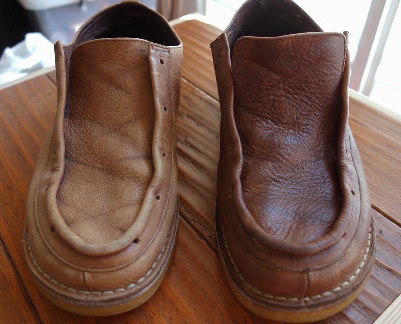 cleaning tan leather shoes