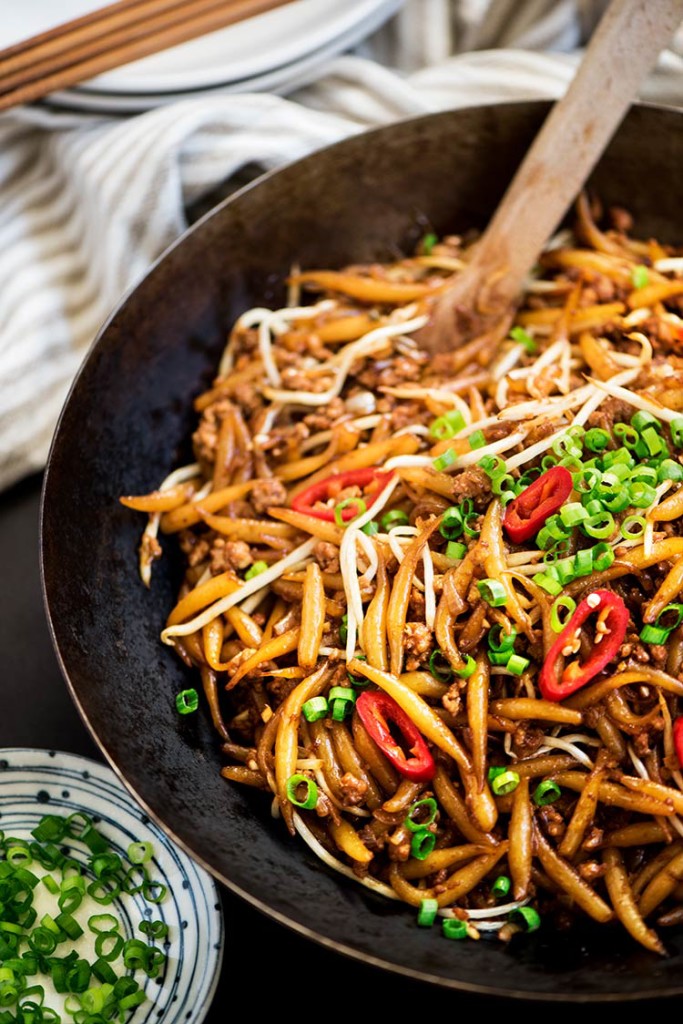 Malaysian Lo Shu Fun Fried Rice Noodles Curious Nut